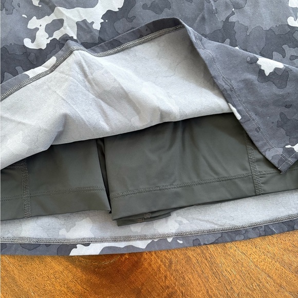 Mountain Hardwear Women's Dynama Dress Gray Camo Size XS Built in Bodysuit - Picture 5 of 14